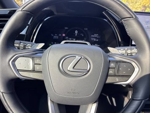 Used 2026 Lexus RX 450h AWD w/ Convenience Package image 26