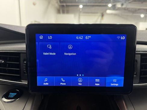 Used 2022 Ford Explorer XLT AWD/4WD image 40
