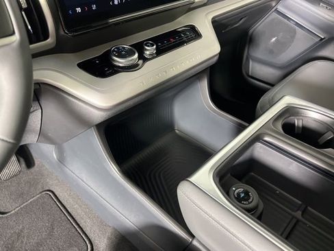 New 2026 Ford Expedition Max Active AWD/4WD image 28
