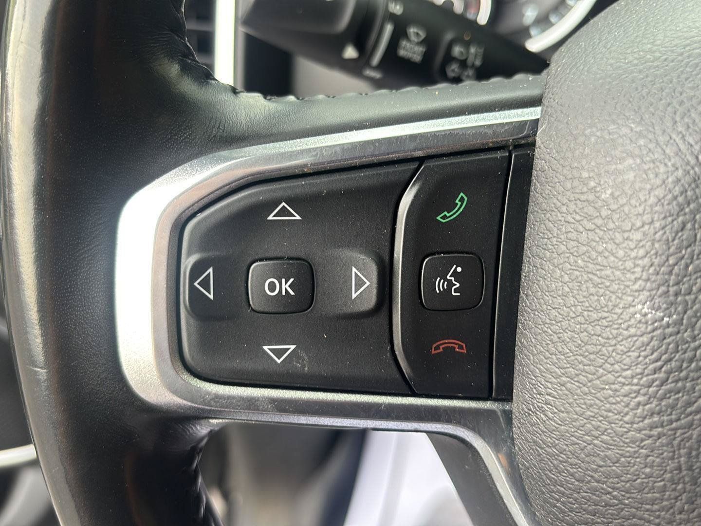 Used 2021 RAM 1500 Laramie AWD/4WD image 12