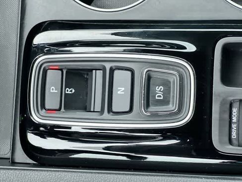 Certified 2025 Honda Pilot EX-L image 16