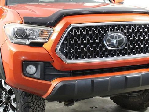 Used 2018 Toyota Tacoma TRD Off-Road image 42