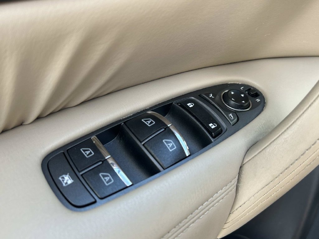 Used 2018 Nissan Armada SL w/ Premium Package RWD image 18