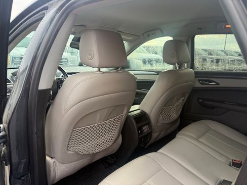Used 2013 Cadillac SRX FWD image 8
