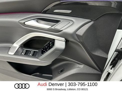 Used 2025 Audi Q5 Premium w/ Premium Plus AWD/4WD image 13