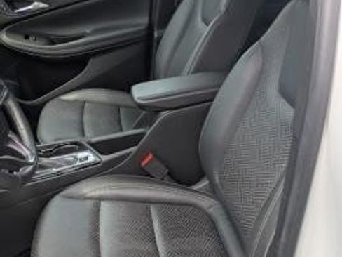 Used 2023 Buick Encore GX Essence AWD/4WD image 7