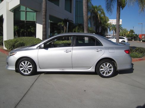 Used 2010 Toyota Corolla S image 10