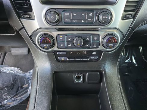 Used 2019 Chevrolet Tahoe LS image 16