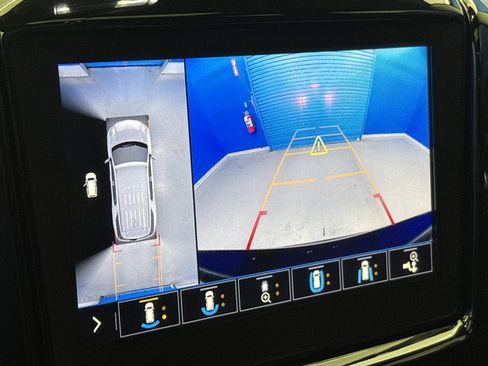 Used 2020 Chevrolet Traverse Premier w/ Redline Edition FWD image 20