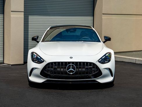 Used 2025 Mercedes-Benz AMG GT 63 image 2