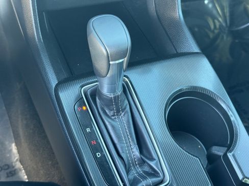 Used 2024 Honda Civic Sport image 32