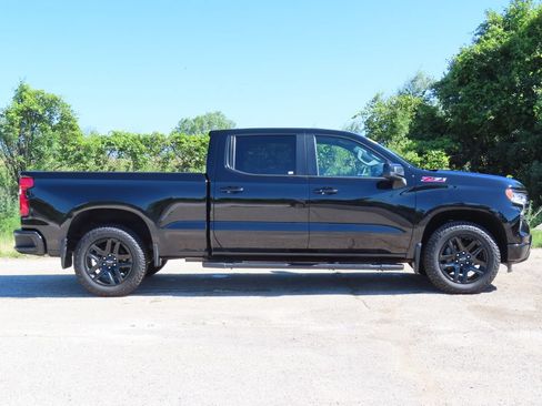 Used 2024 Chevrolet Silverado 1500 RST w/ Convenience Package II AWD/4WD image 2