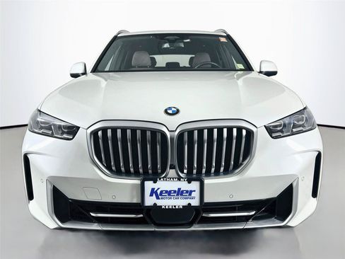 Used 2024 BMW X5 xDrive40i w/ Premium Package AWD/4WD image 9