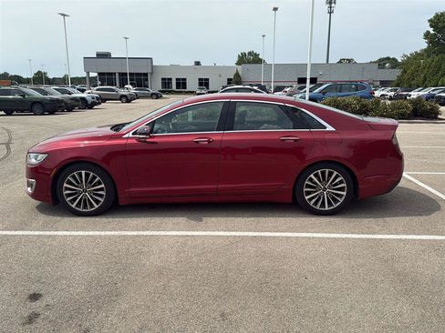 Used 2018 Lincoln MKZ Select w/ Select Plus Package FWD image 13