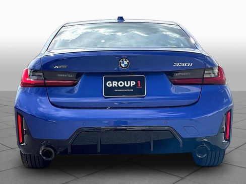 Used 2026 BMW 330i xDrive Sedan w/ M Sport Package AWD/4WD image 4