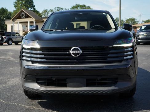 Used 2025 Nissan Kicks SV FWD image 16