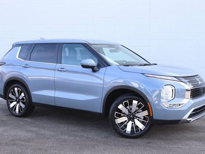 New 2026 Mitsubishi Outlander SE