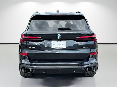 New 2026 BMW X5 xDrive40i w/ M Sport Package AWD/4WD image 4