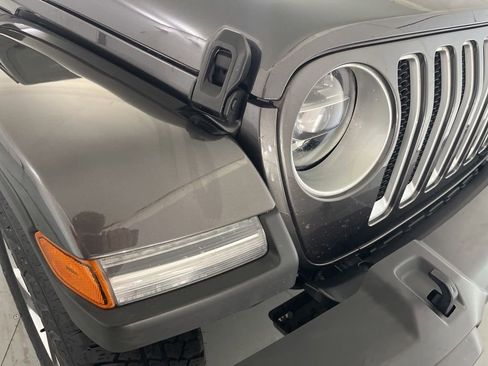 Used 2021 Jeep Wrangler Unlimited Sahara AWD/4WD image 34