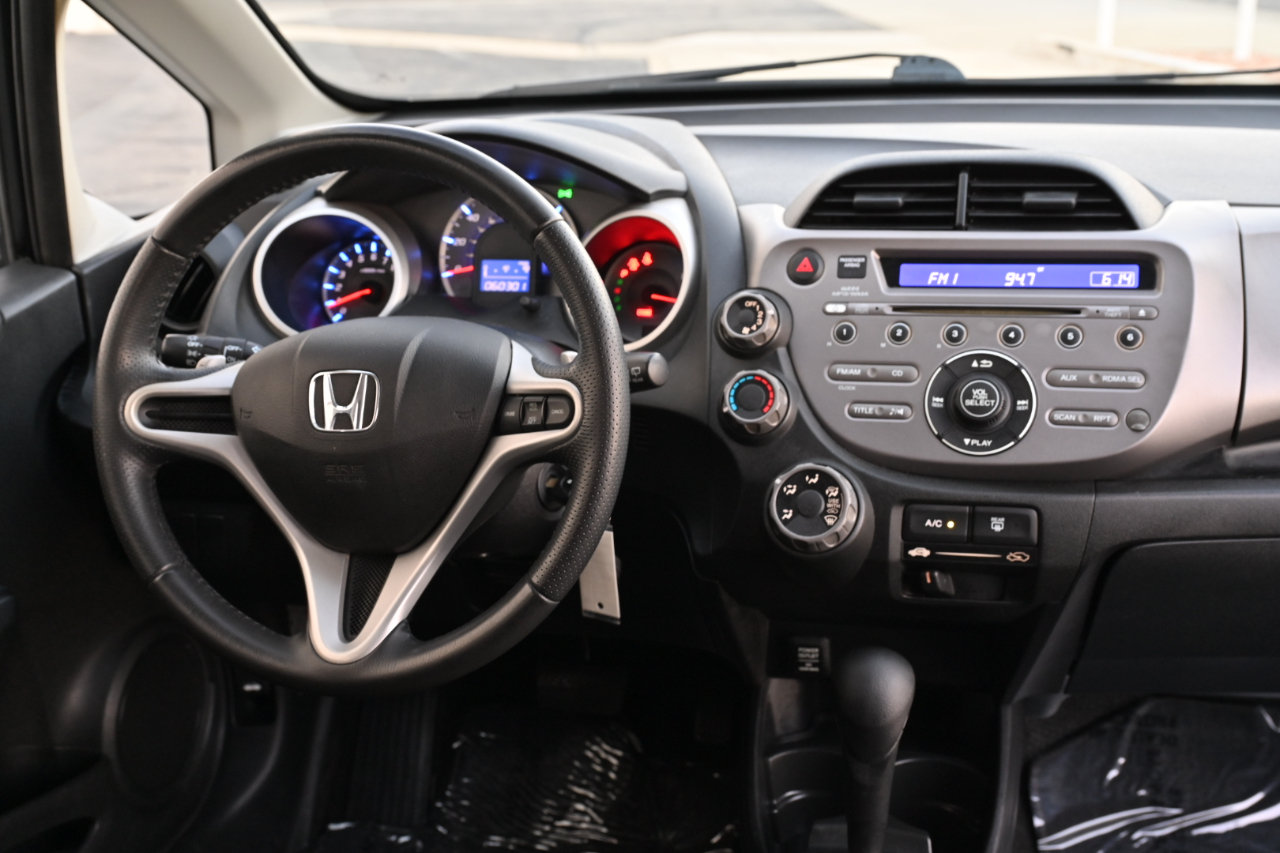 Used 2011 Honda Fit Sport image 15