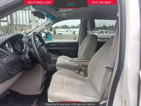 Used 2013 Dodge Grand Caravan SE FWD image 10