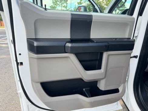 Used 2021 Ford F450 XL w/ Power Equipment Group image 33