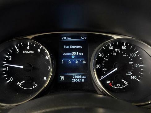 Used 2015 Nissan Rogue SV AWD/4WD image 20