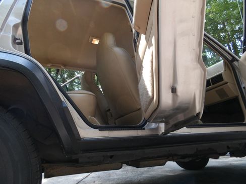Used 1996 Jeep Cherokee 4WD 4-Door image 99