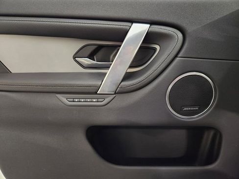 New 2026 Land Rover Discovery Sport Landmark image 23