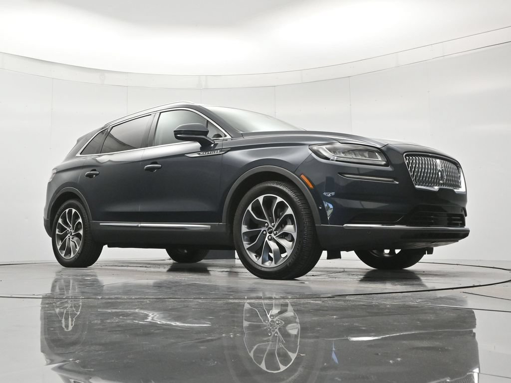 Used 2021 Lincoln Nautilus Reserve w/ Equipment Group 201A FWD image 40