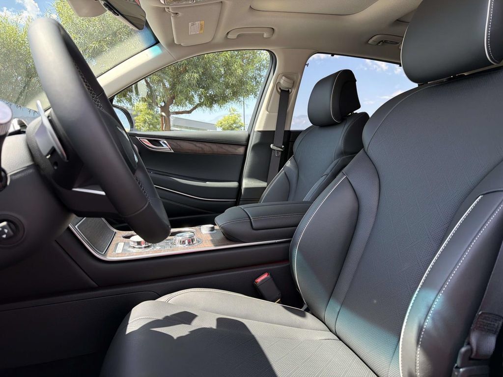 New 2026 Genesis GV80 2.5T Select AWD/4WD image 10