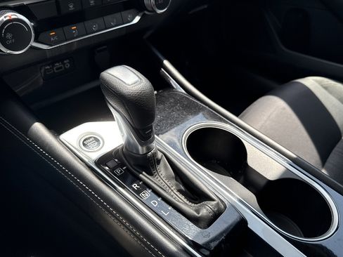 Used 2023 Nissan Altima 2.5 SV FWD image 19