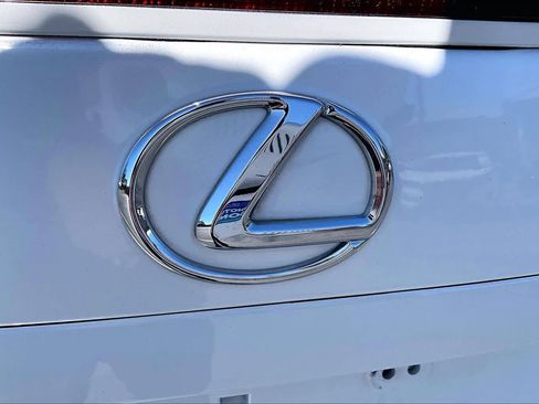 Used 2013 Lexus IS 250C w/ Luxury Pkg image 28