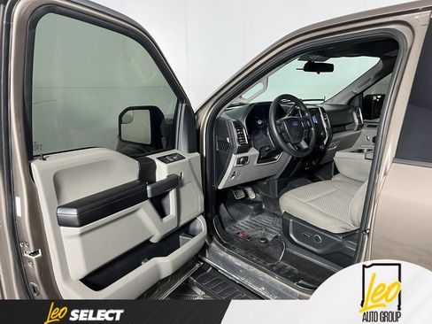 Used 2018 Ford F150 XLT w/ Trailer Tow Package AWD/4WD image 8