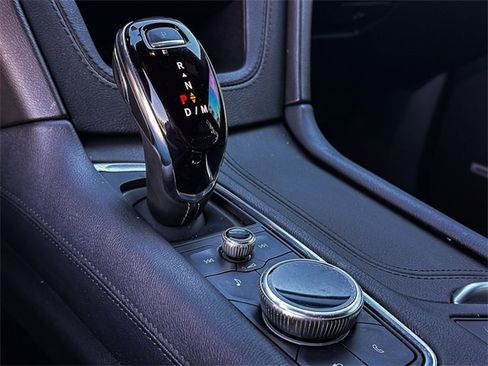 Used 2023 Cadillac XT6 Premium Luxury w/ Technology Package image 17