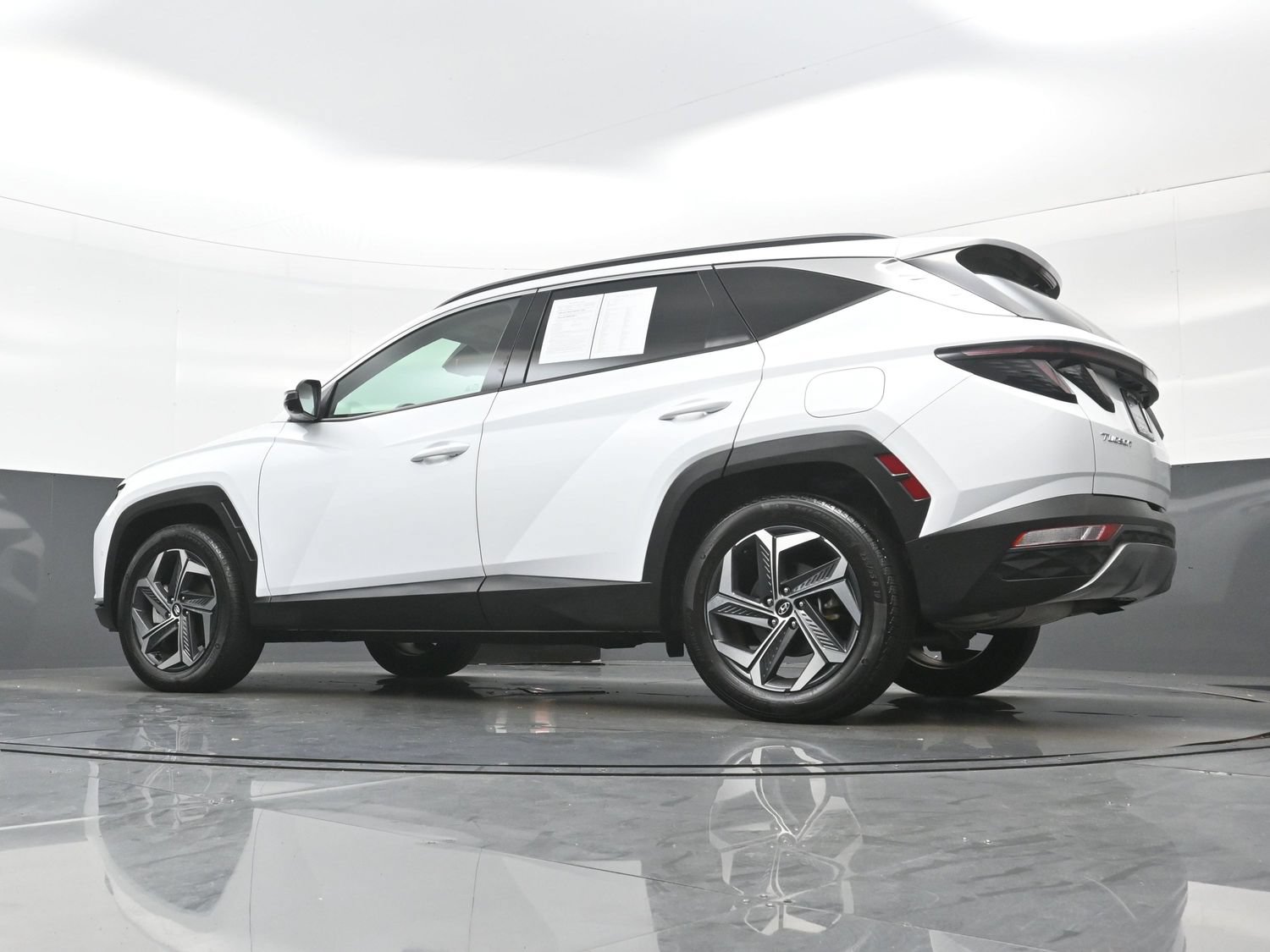 Certified 2024 Hyundai Tucson Limited AWD/4WD image 31