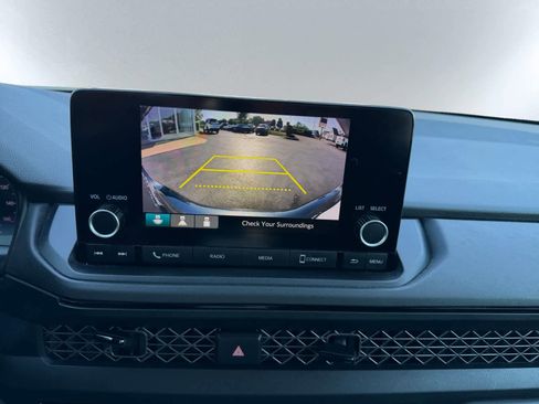 Used 2023 Honda Accord LX image 13