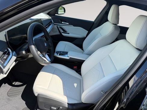 New 2026 BMW X1 xDrive28i AWD/4WD image 9