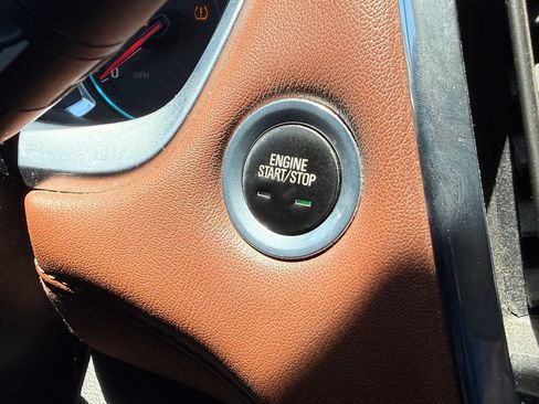 Used 2018 Chevrolet Traverse High Country w/ LPO, Cargo Package AWD/4WD image 17