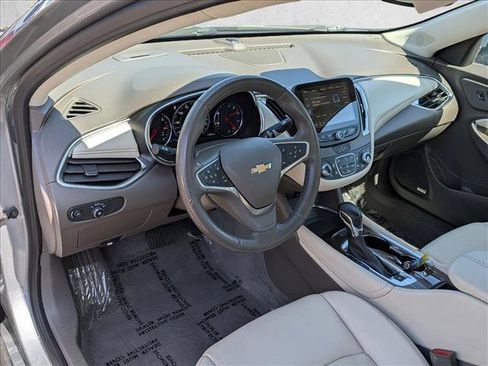 Used 2024 Chevrolet Malibu LT FWD image 10