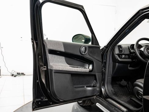 Used 2022 MINI Cooper Countryman S w/ Premium Package image 25