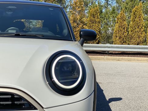 Used 2025 MINI Cooper S image 40