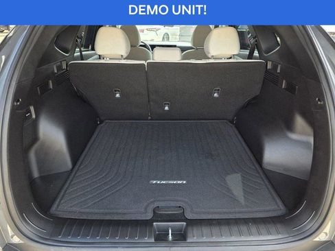 Used 2025 Hyundai Tucson SEL FWD image 20