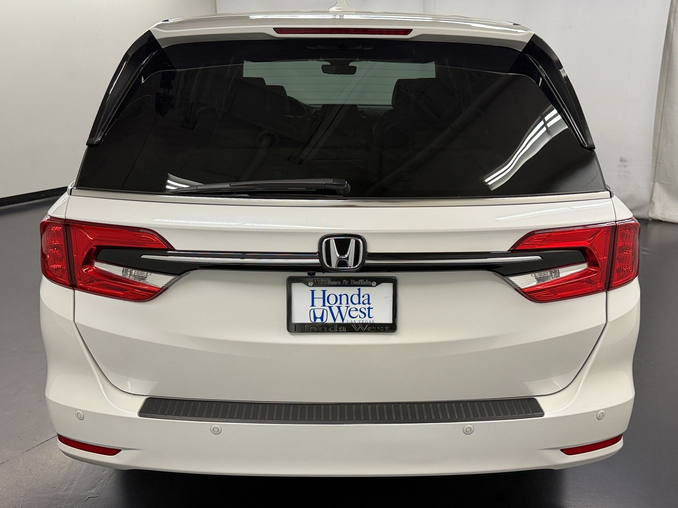 Certified 2024 Honda Odyssey Elite image 10