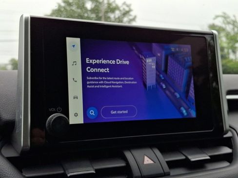 Certified 2025 Toyota RAV4 XLE FWD image 19