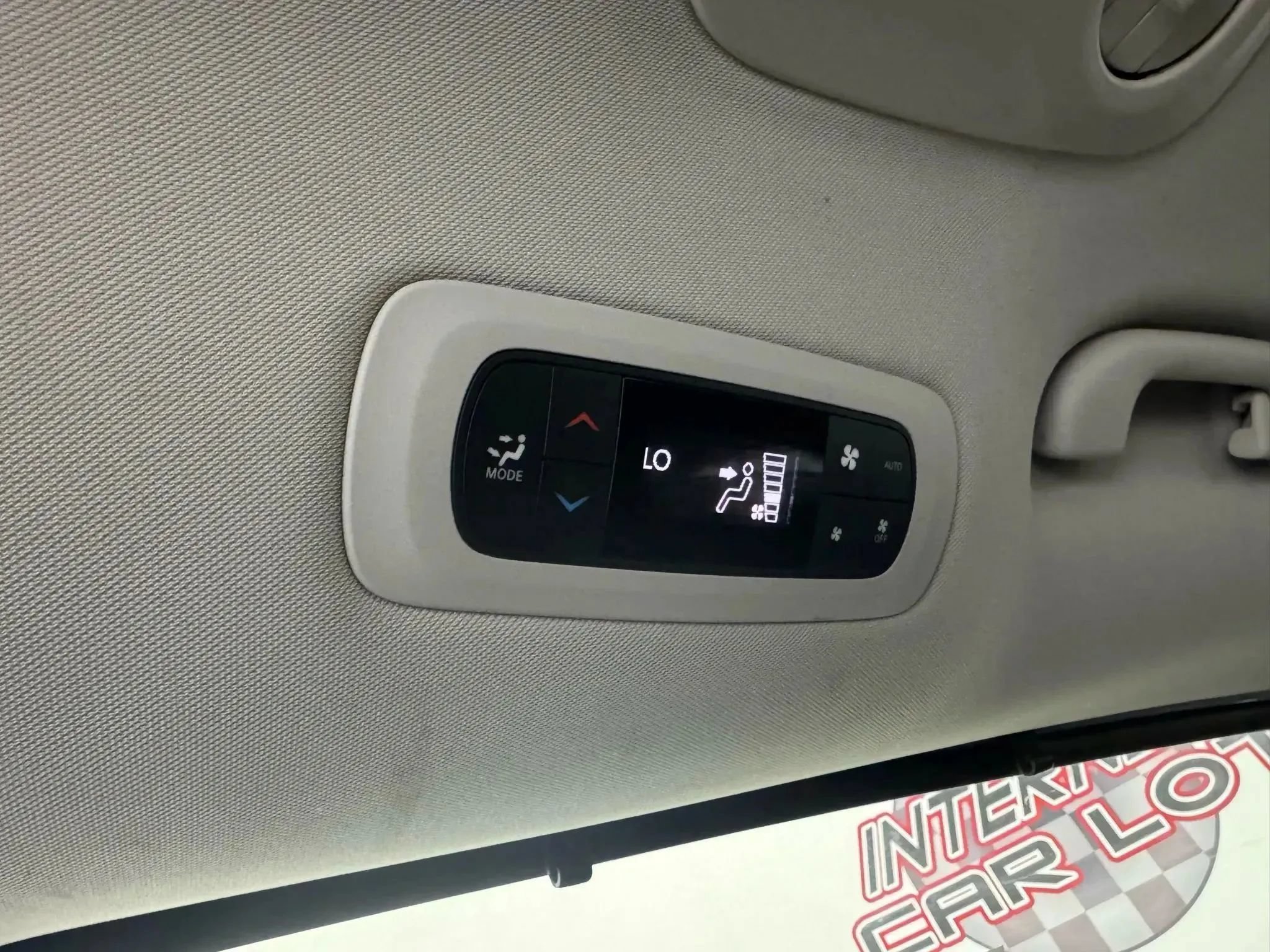 Used 2019 Chrysler Pacifica Limited FWD image 40