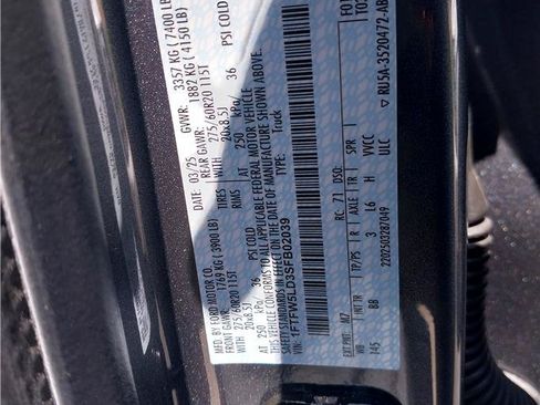 Used 2025 Ford F150 Lariat w/ Equipment Group 501A Mid AWD/4WD image 18