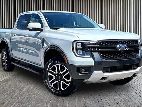 Used 2024 Ford Ranger Lariat w/ FX4 Off-Road Package AWD/4WD image 10