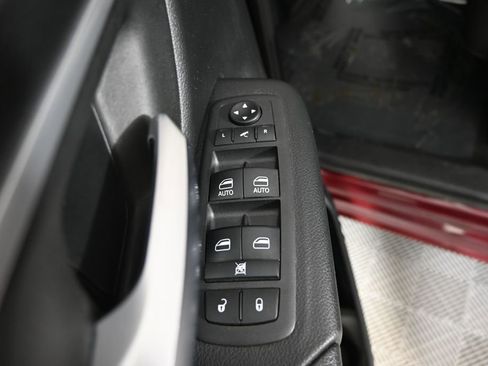Used 2021 RAM 1500 Big Horn AWD/4WD image 19