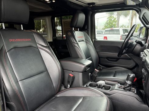 Used 2021 Jeep Wrangler Unlimited Rubicon AWD/4WD image 32